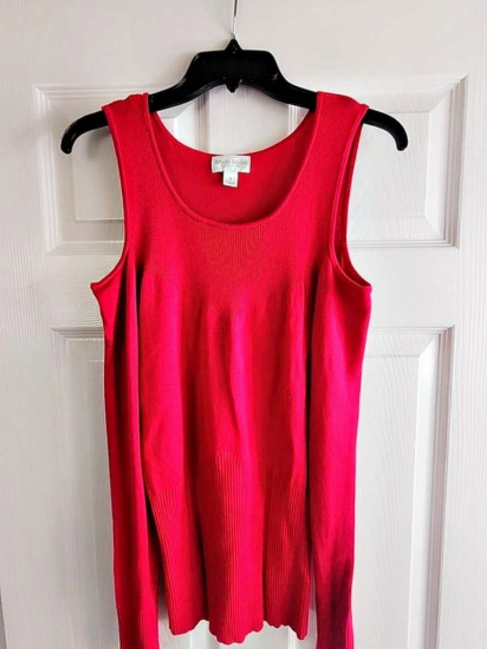 Bisou Ribbed Tank Top in Pink Size Small